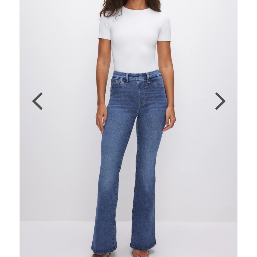 Good American POWER STRETCH PULL-ON FLARE JEANS | INDIGO490